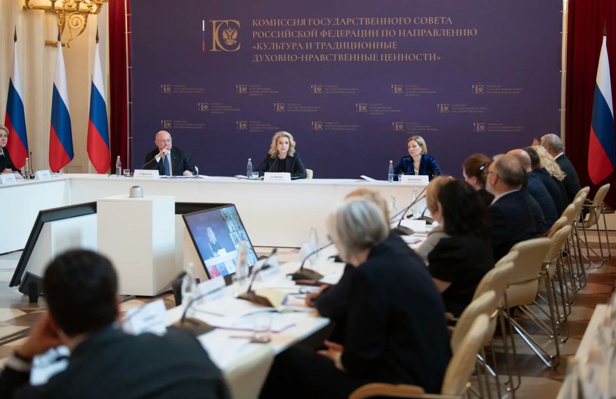 Михаил Развожаев: Сегодня в Санкт-Петербурге вместе с помощником Президента, секретарём Госсовета России Алексеем Геннадьевичем Дюминым, заместителем Председателя Правительства Татьяной Алексеевной Голиковой, председателем...