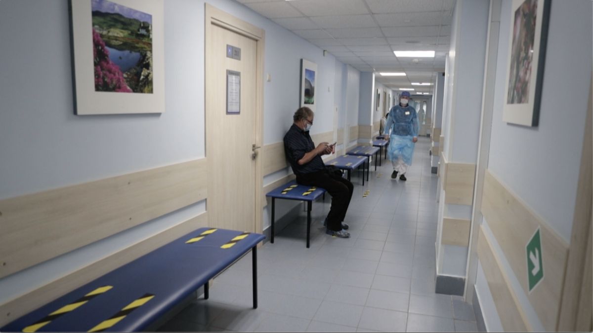 На полуострове почти 11 тыс. человек заболели ОРВИ