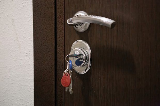 Меньше всего на сдаче в аренду комнаты зарабатывают в Якутске и Владивостоке