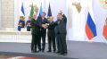 Новые регионы отмечают День воссоединения с Россией