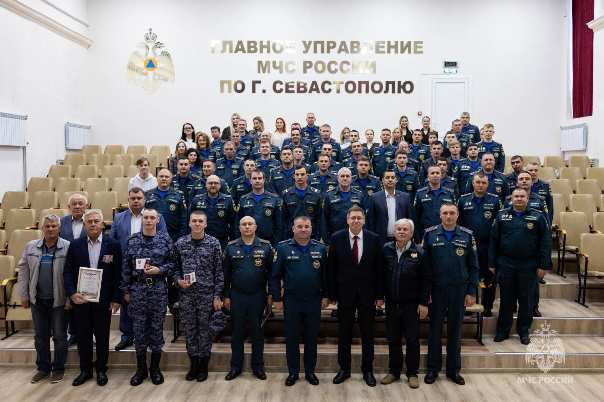 Мероприятия по случаю Дня гражданской обороны прошли в МЧС России по Севастополю