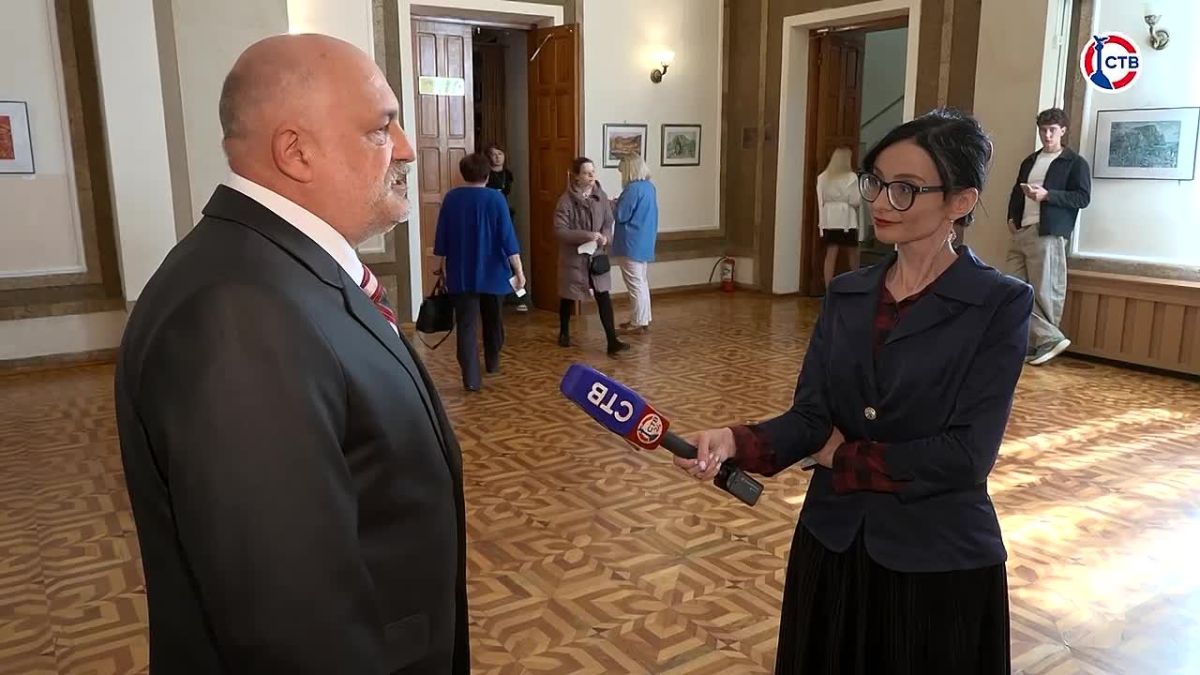 В Севастополе отметили День среднего профессионального образования Лучших педагогов и мастеров производственного обучения техникумов и колледжей наградили на торжественном собрании в Севастопольском центре культуры и искусств