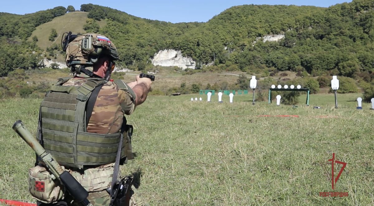 3 октября в России отмечают День сотрудников ОМОН