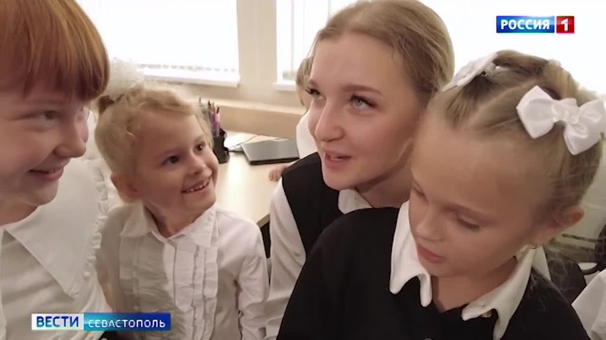 От первого класса до уроков мужества: что значит быть учителем сегодня