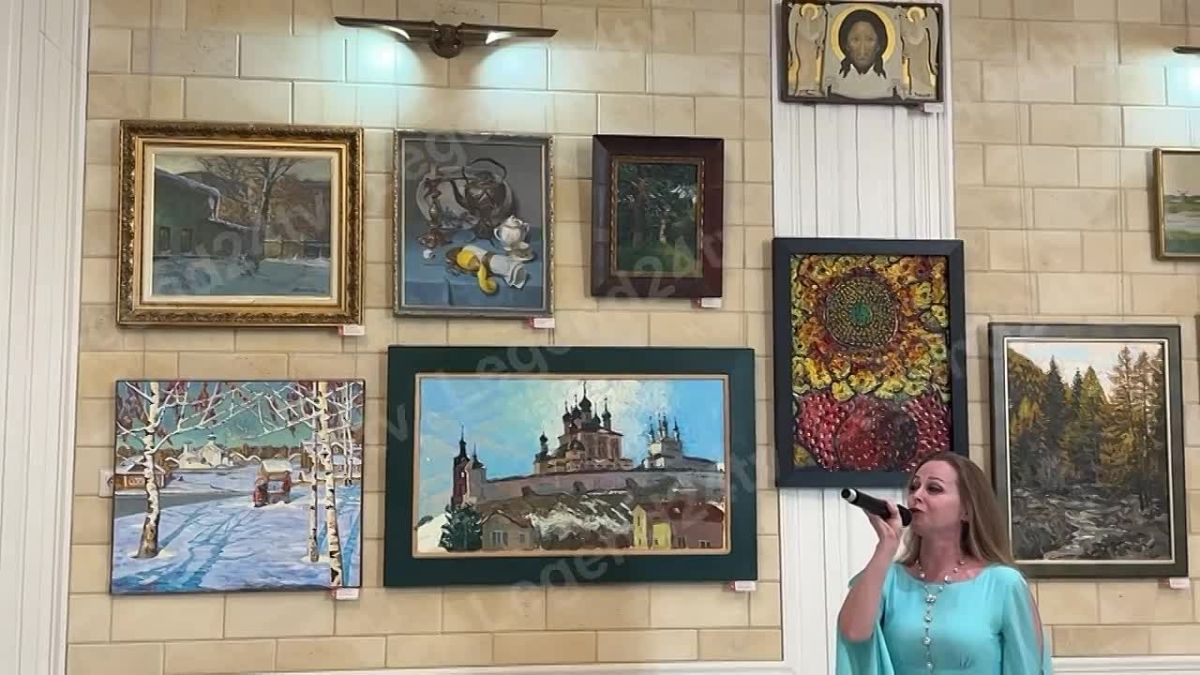 Уникальная экспозиция «Россия — Родина моя!» открылась в Севастопольской детской школе искусств