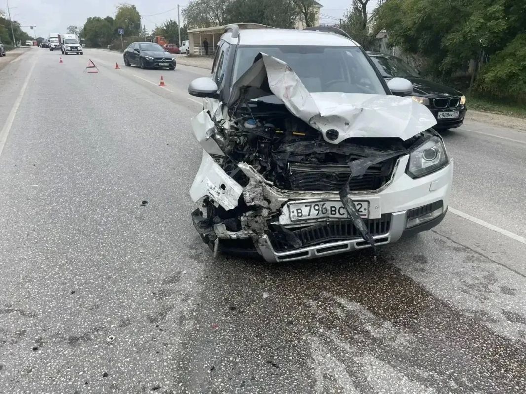 Три человека пострадали в ДТП на трассе под Севастополем