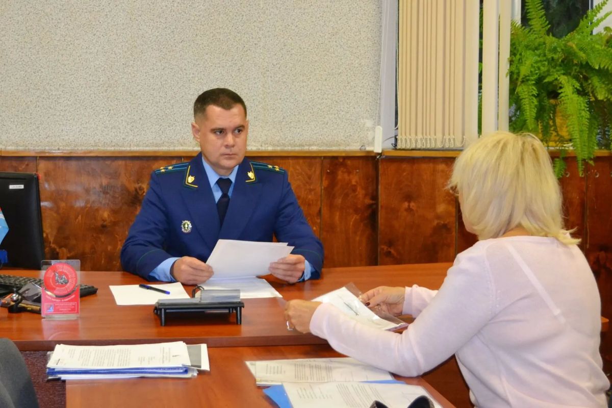 Заместитель прокурора города Севастополя Анатолий Абраменко провел выездной прием жителей Андреевского муниципального округа