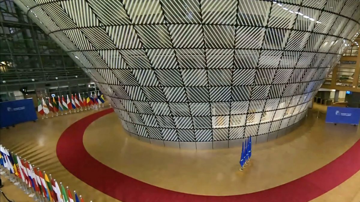 Саммит ЕС не достиг согласия по бюджету на 7 лет