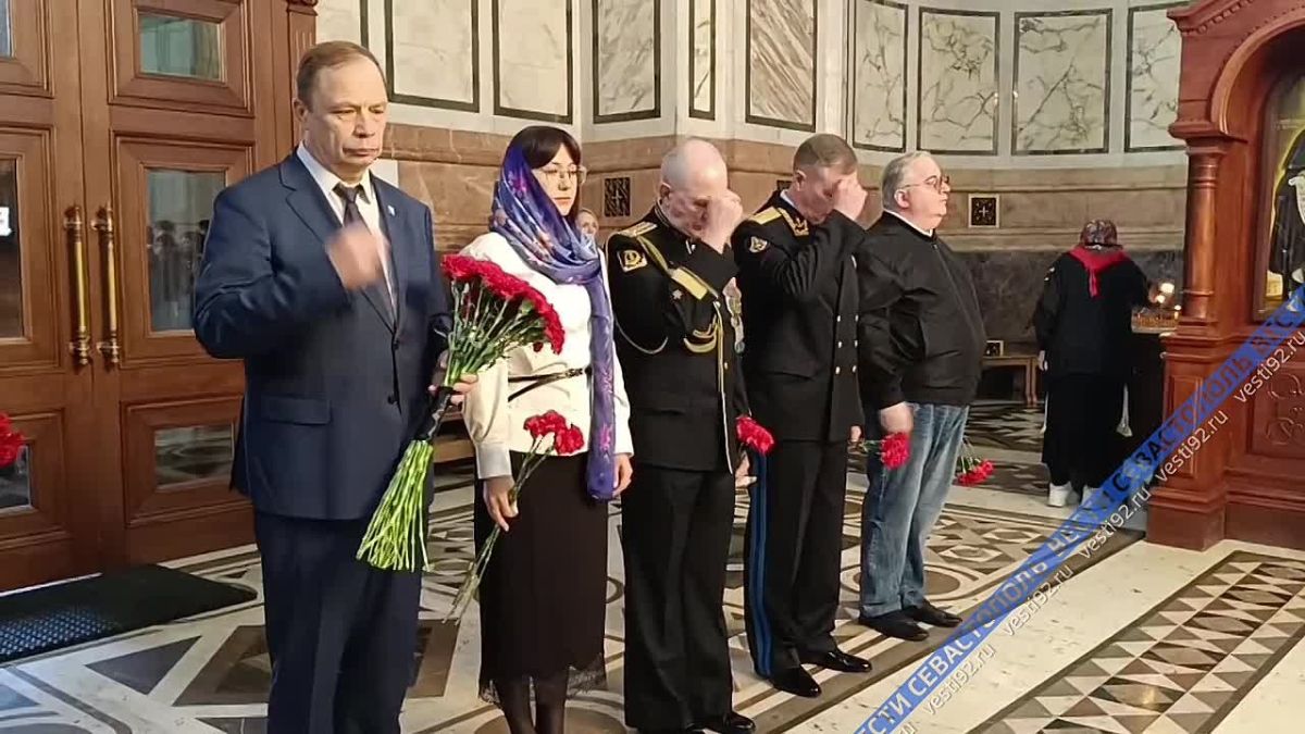 В Севастополе почтили память вице-адмирала Владимира Корнилова
