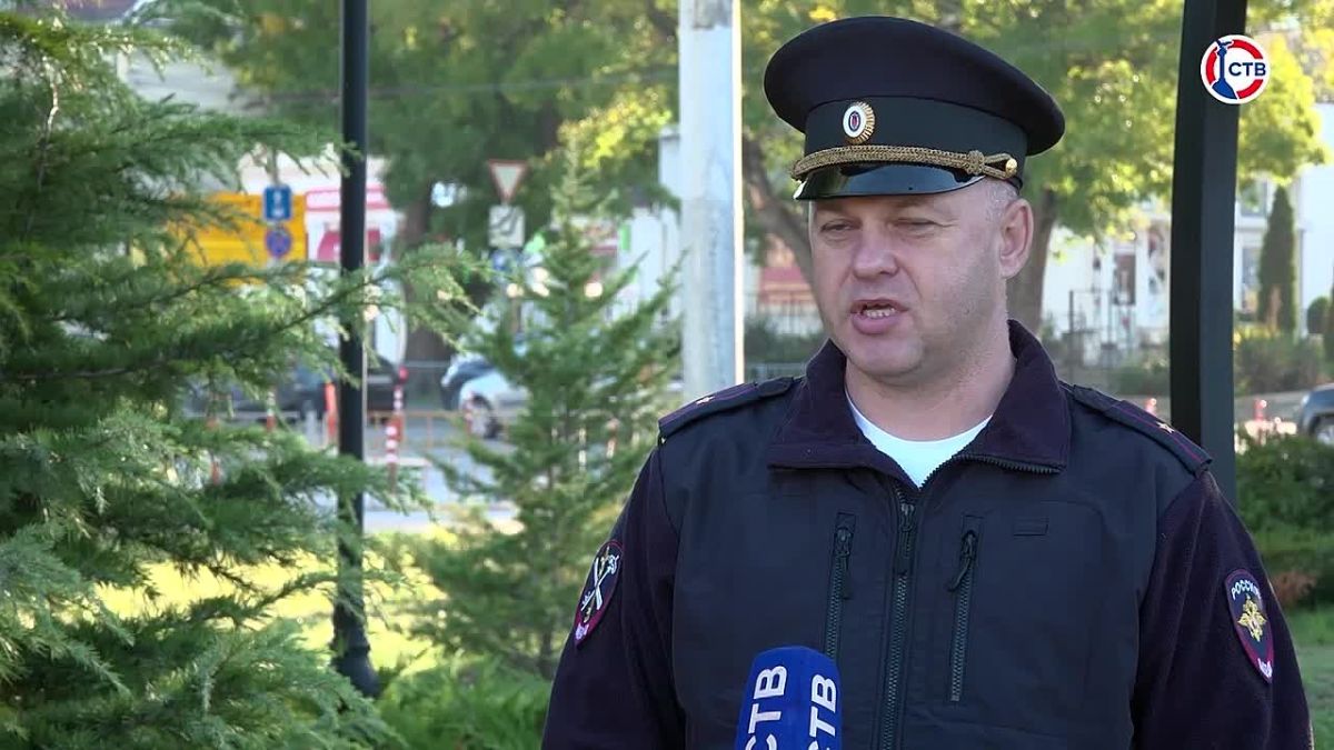 19-летняя девушка из Севастополя вскрывала сейфы по указанию мошенников Всё началось с доступа к её аккаунту на «Госуслугах», а закончилось кражей денег и драгоценностей.По указанию кураторов она вскрыла чужой сейф, забрала...