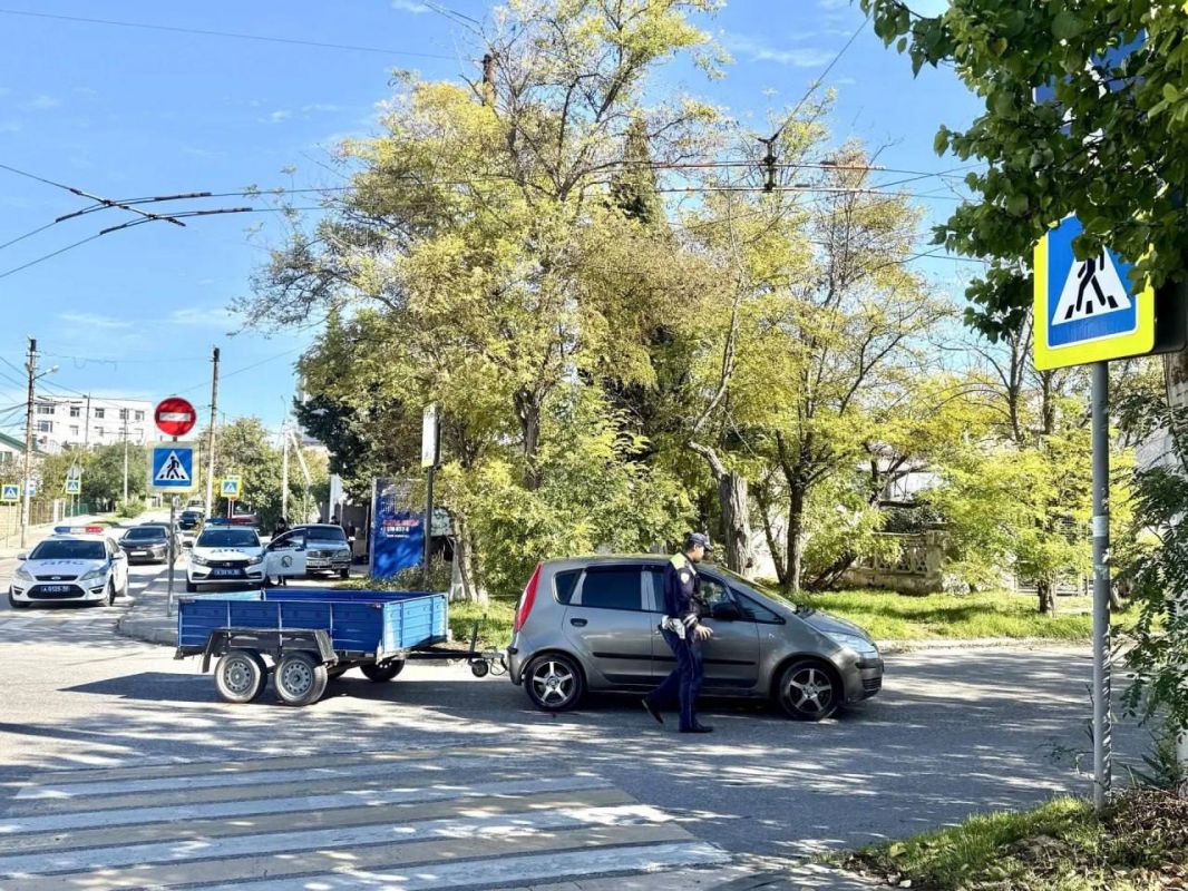 На улице Ивана Голубца сбили двух пешеходов на пешеходном переходе