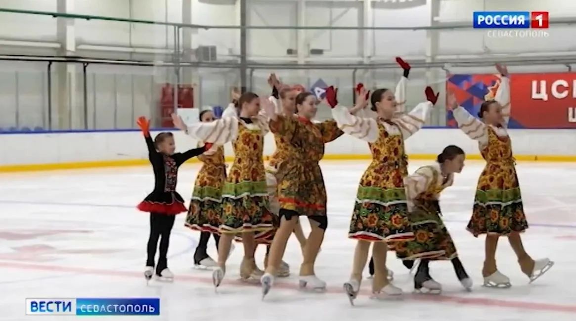 Юные фигуристки Севастополя выступили в Ледовом дворце ЦСКА