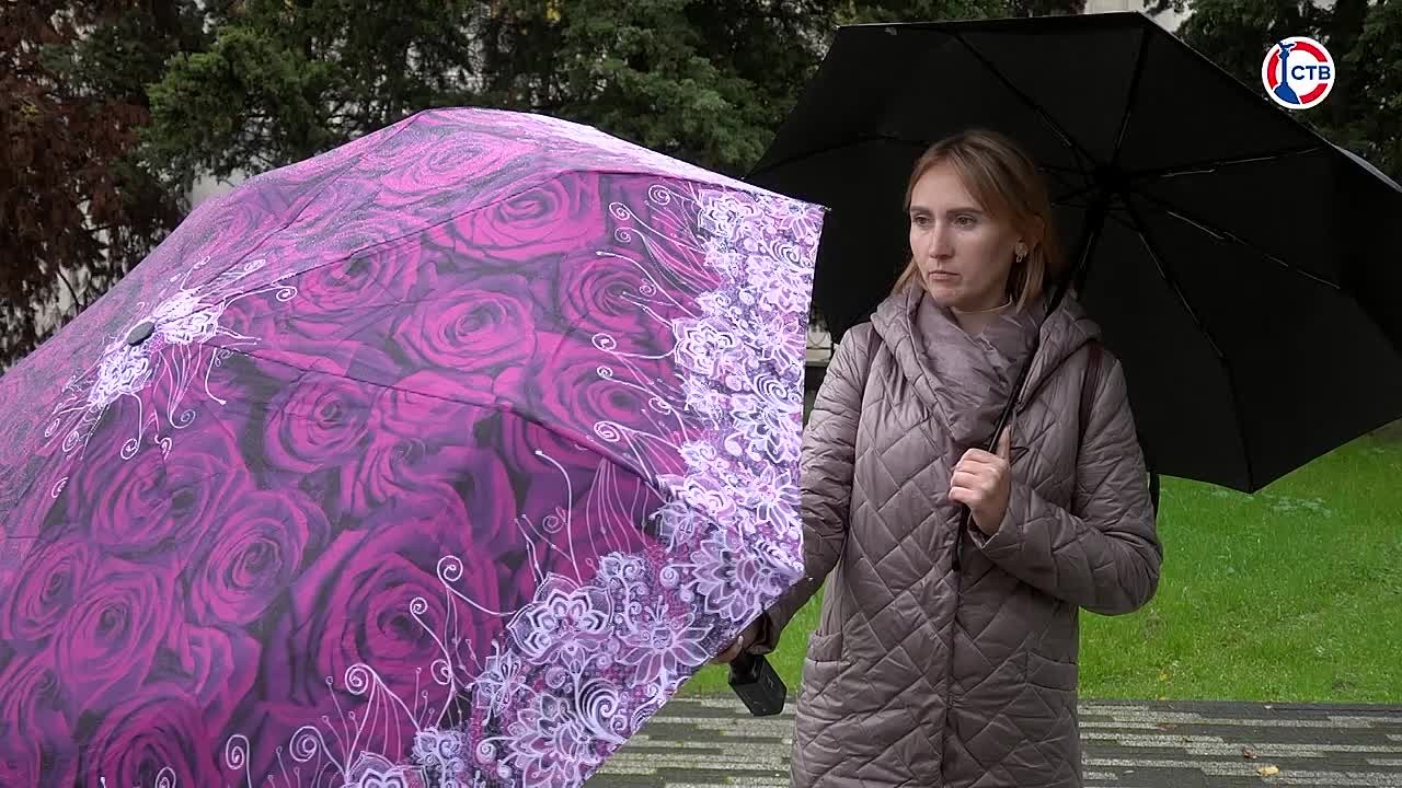 Мошенники выманили более 6,5 миллионов рублей у вдовы участника СВО Преступники представились сотрудниками силовых структур, запугали женщину обвинениями в спонсировании ВСУ и убедили передать деньги курьеру